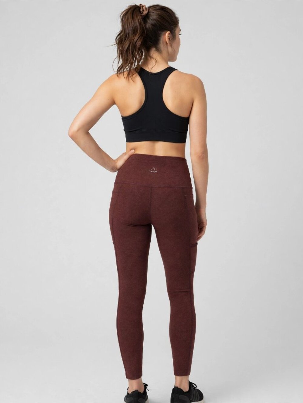 Beyond Yoga Burgundy brown Pocket High Waisted Leggings M